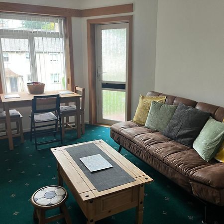 M&M Apartment In エディンバラ エクステリア 写真